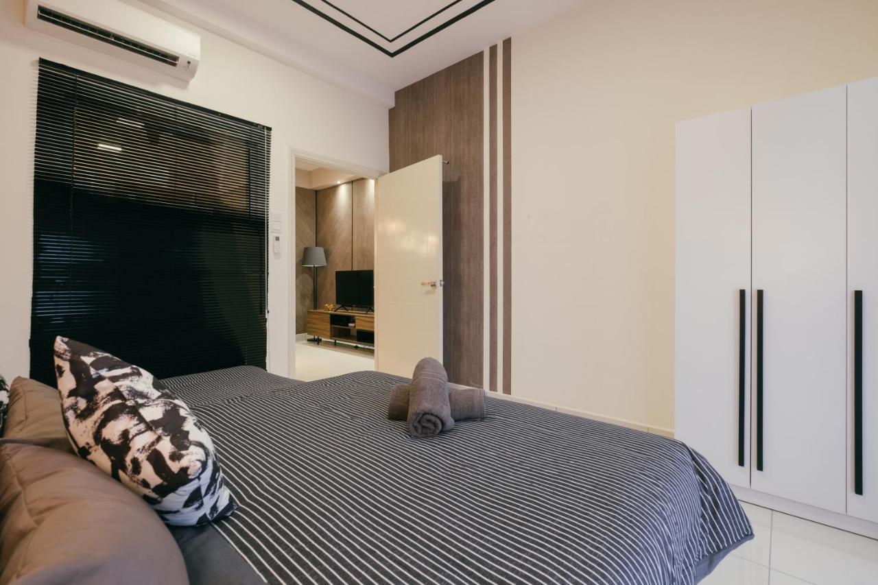 Arte Mont Kiara 3Pax Jacuzzi Pool Gym Near Mitec Matrade Apartment Kuala Lumpur Exterior photo
